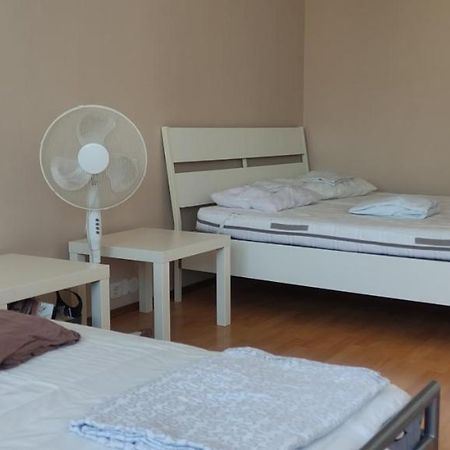 Affordable Studio Near City Center Wien Exterior foto