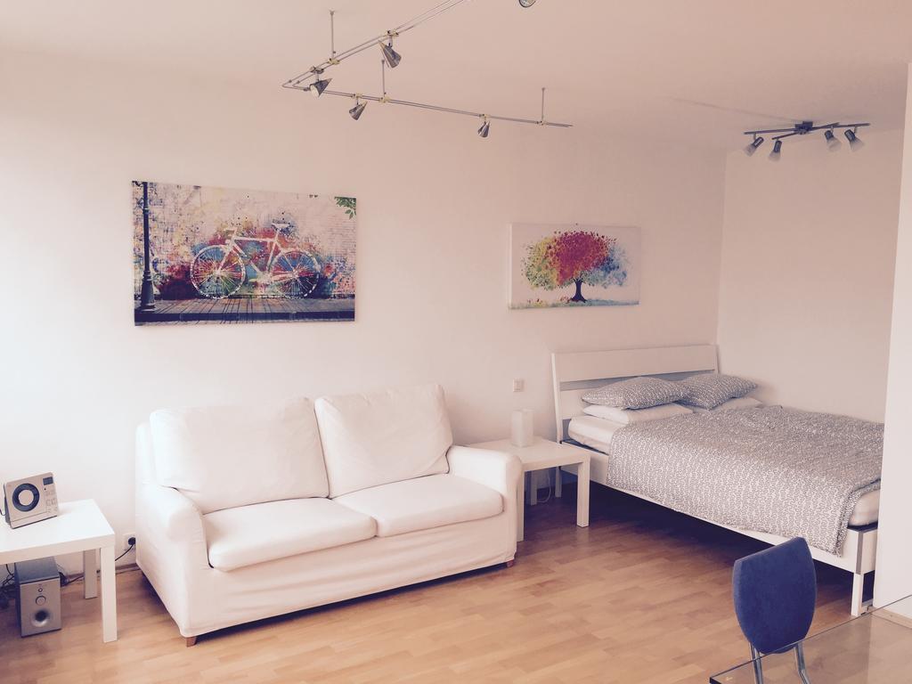 Affordable Studio Near City Center Wien Exterior foto